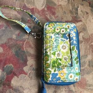 Lilly Pulitzer Wristlet holds Credit Cards, Pics $
